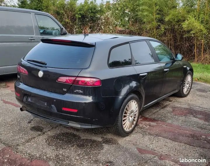 Alfa Romeo 159