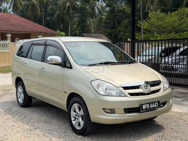 Toyota Innova