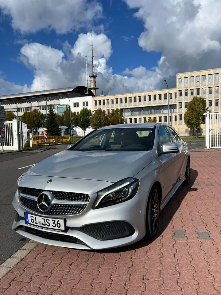 Mercedes-Benz A 200