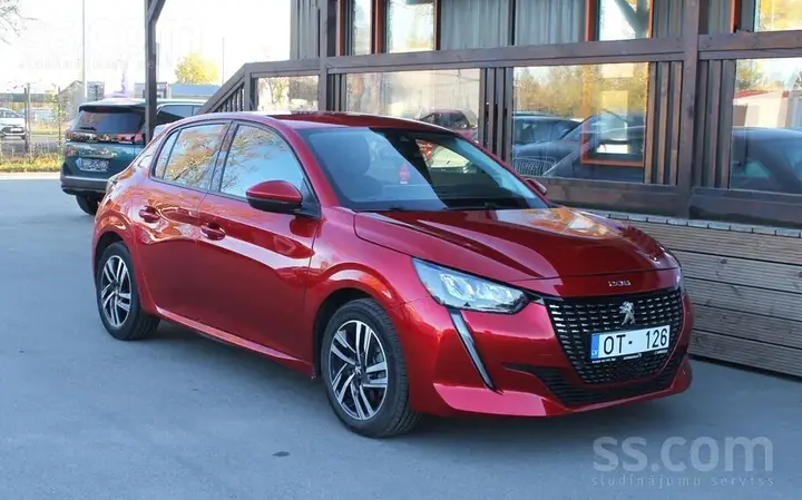 Peugeot 208 2020 photo 2