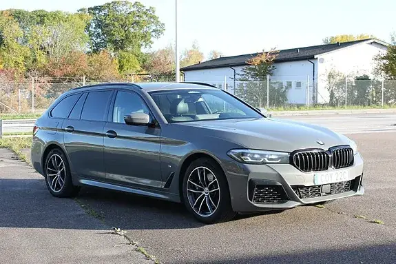 BMW 530E
