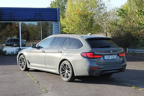 BMW 530E 2021 photo 2