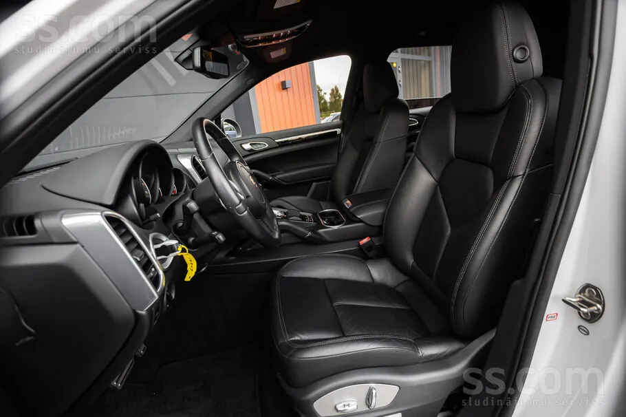 Porsche Cayenne 2013 photo 4