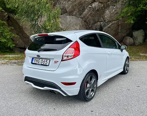 Ford Fiesta 2017 photo 4