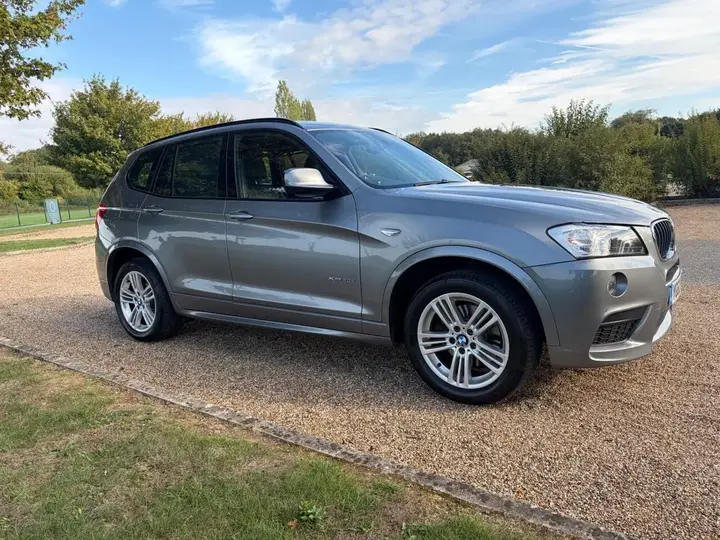 BMW X3 2012 photo 2
