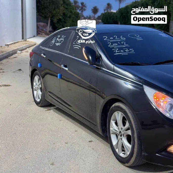 Hyundai Sonata 2011 photo 2