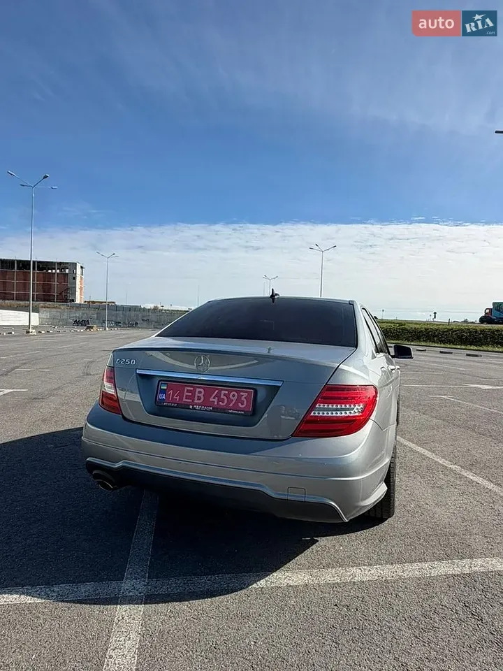 Mercedes-Benz C-Class 2013 photo 3