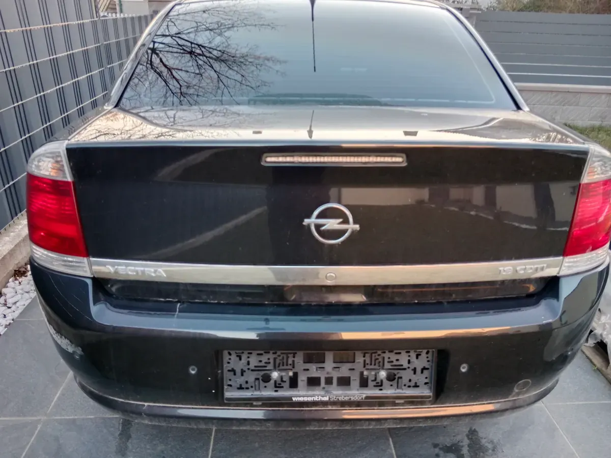 Opel Vectra 2008 photo 2