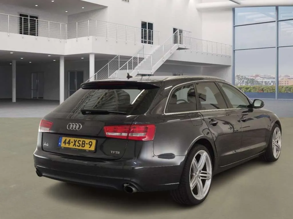 Audi A6 Avant 2012 photo 3