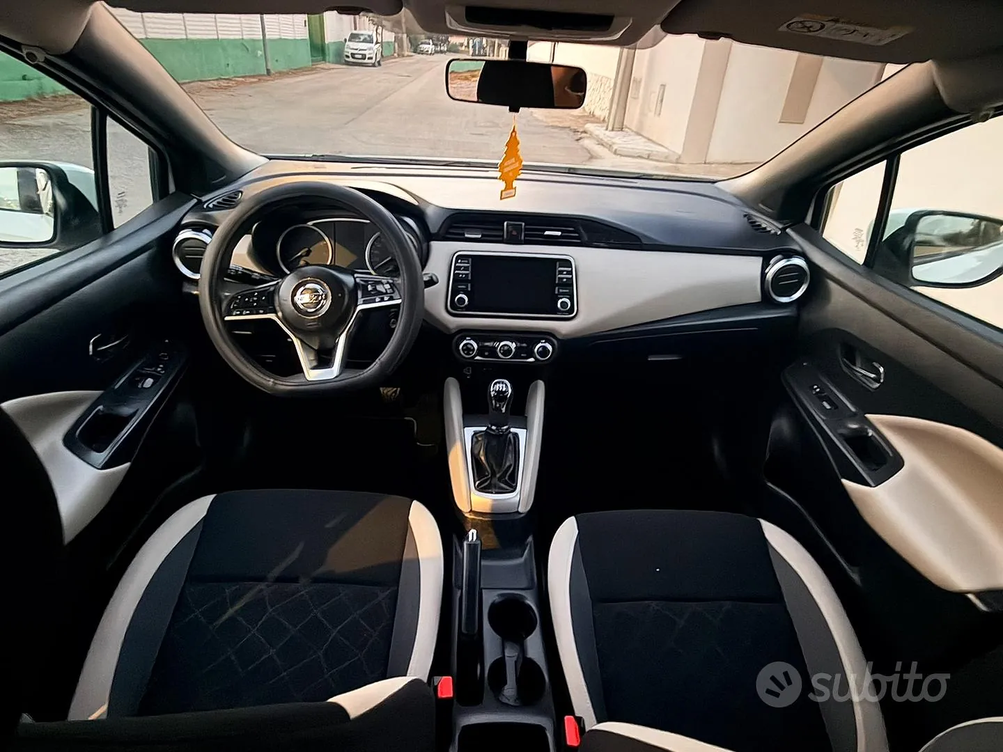 Nissan Micra 2019 photo 5