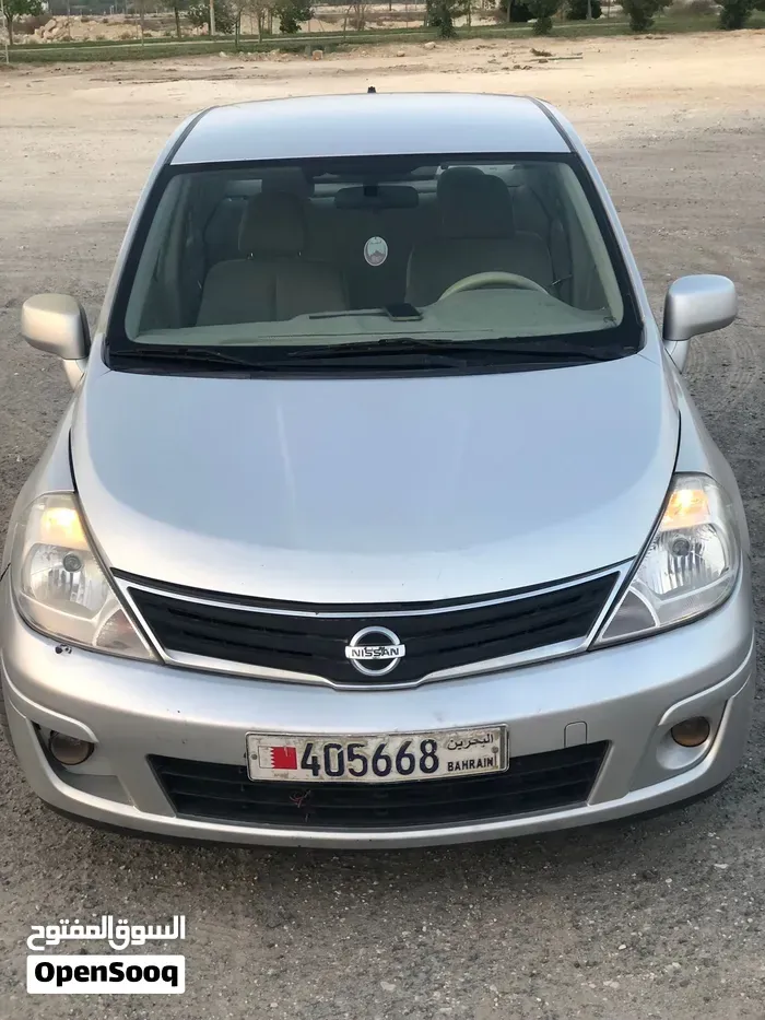 Nissan Tiida 2010 photo 5