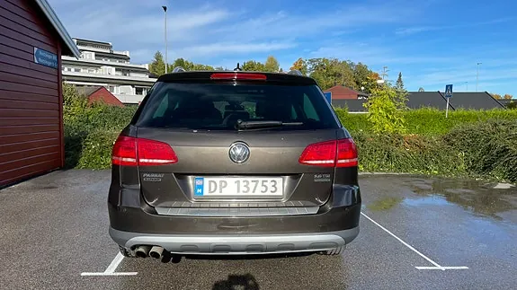 Volkswagen Passat 2013 photo 4