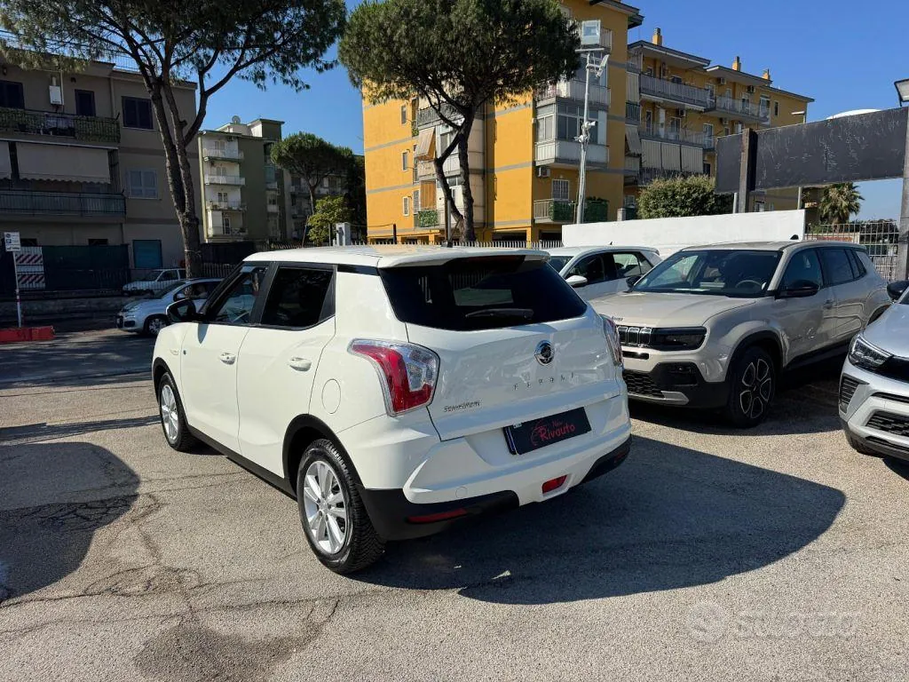 KG Mobility Tivoli 2018 photo 5