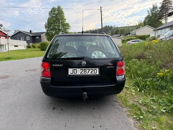 Volkswagen Passat 2002 photo 4