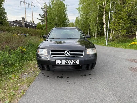 Volkswagen Passat 2002 photo 5