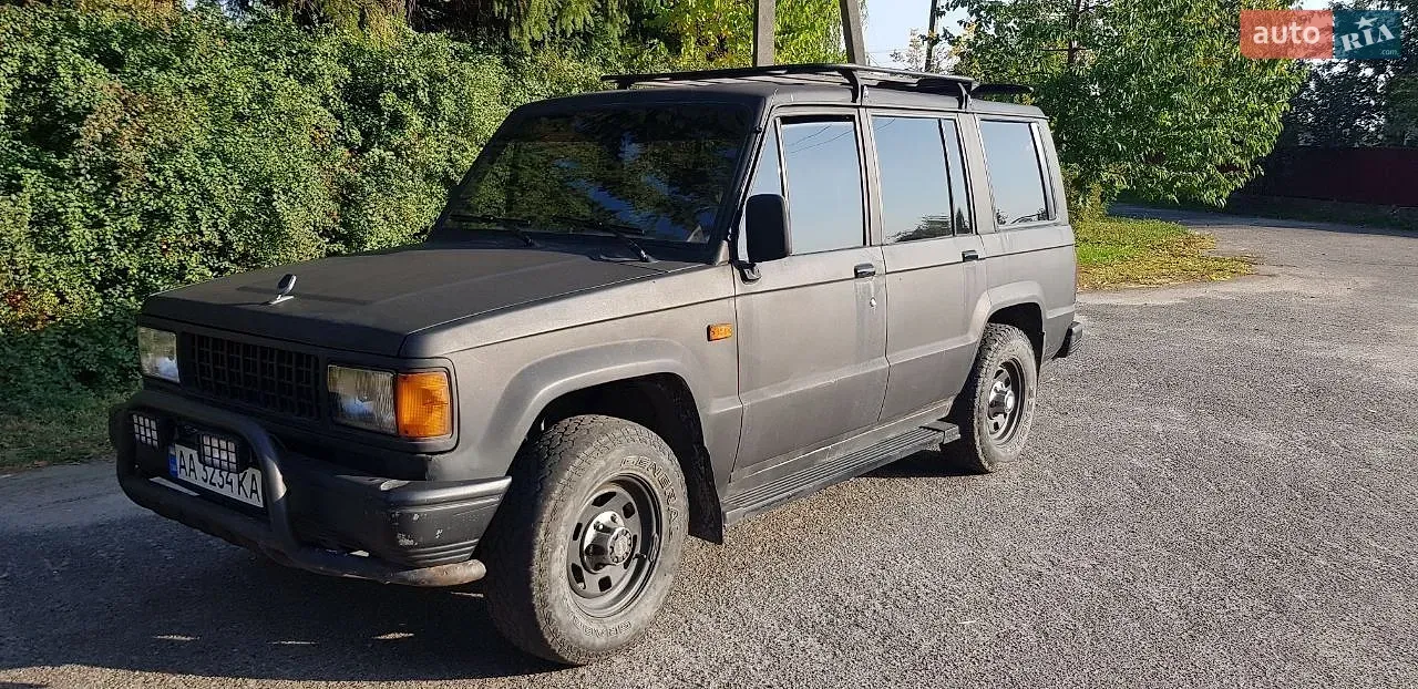 Isuzu Trooper