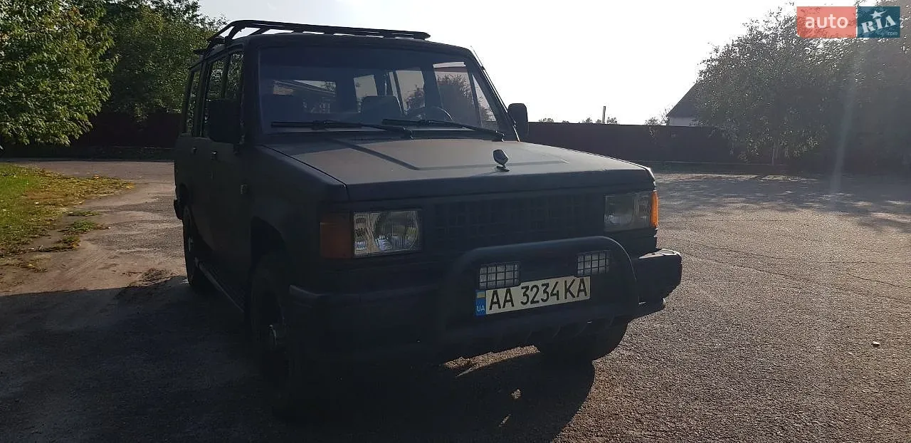 Isuzu Trooper 1989 photo 5