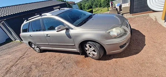 Toyota Avensis 2006 photo 3