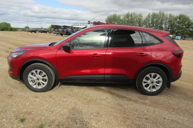 Ford Escape 2025 photo 3