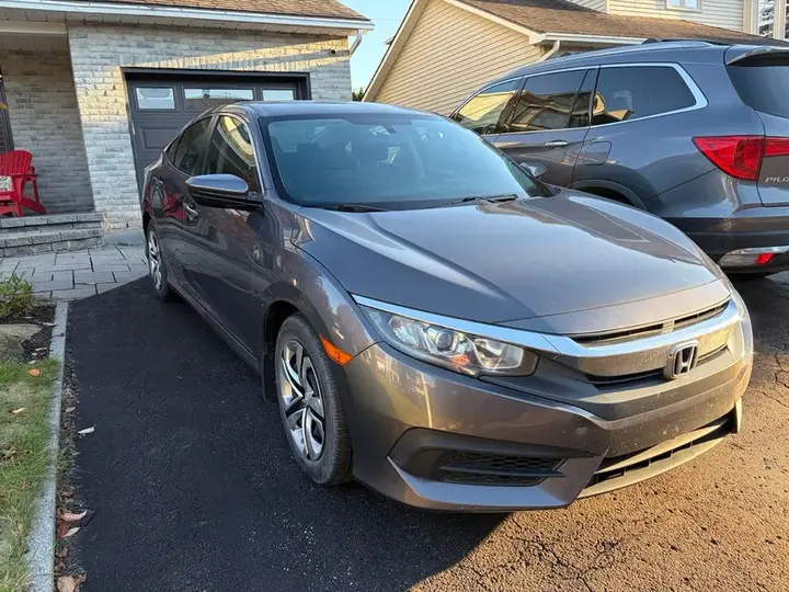 Honda Civic 2017 photo 3