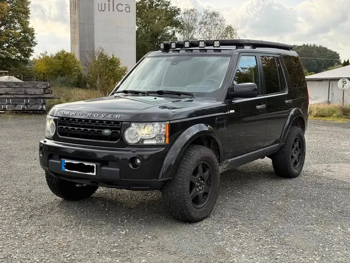 Land Rover Discovery 4