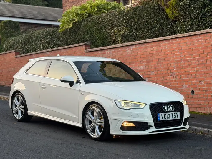 Audi A3 2013 photo 2