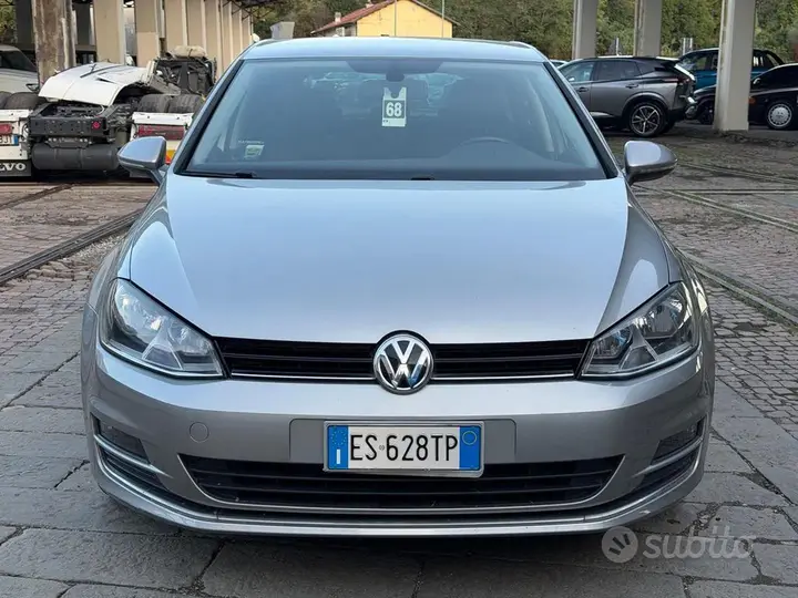 Volkswagen Golf 2013 photo 2