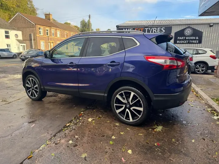 Nissan Qashqai 2015 photo 4