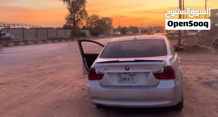 BMW 3 Series 2007 photo 2