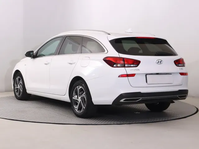 Hyundai I30 2023 photo 3