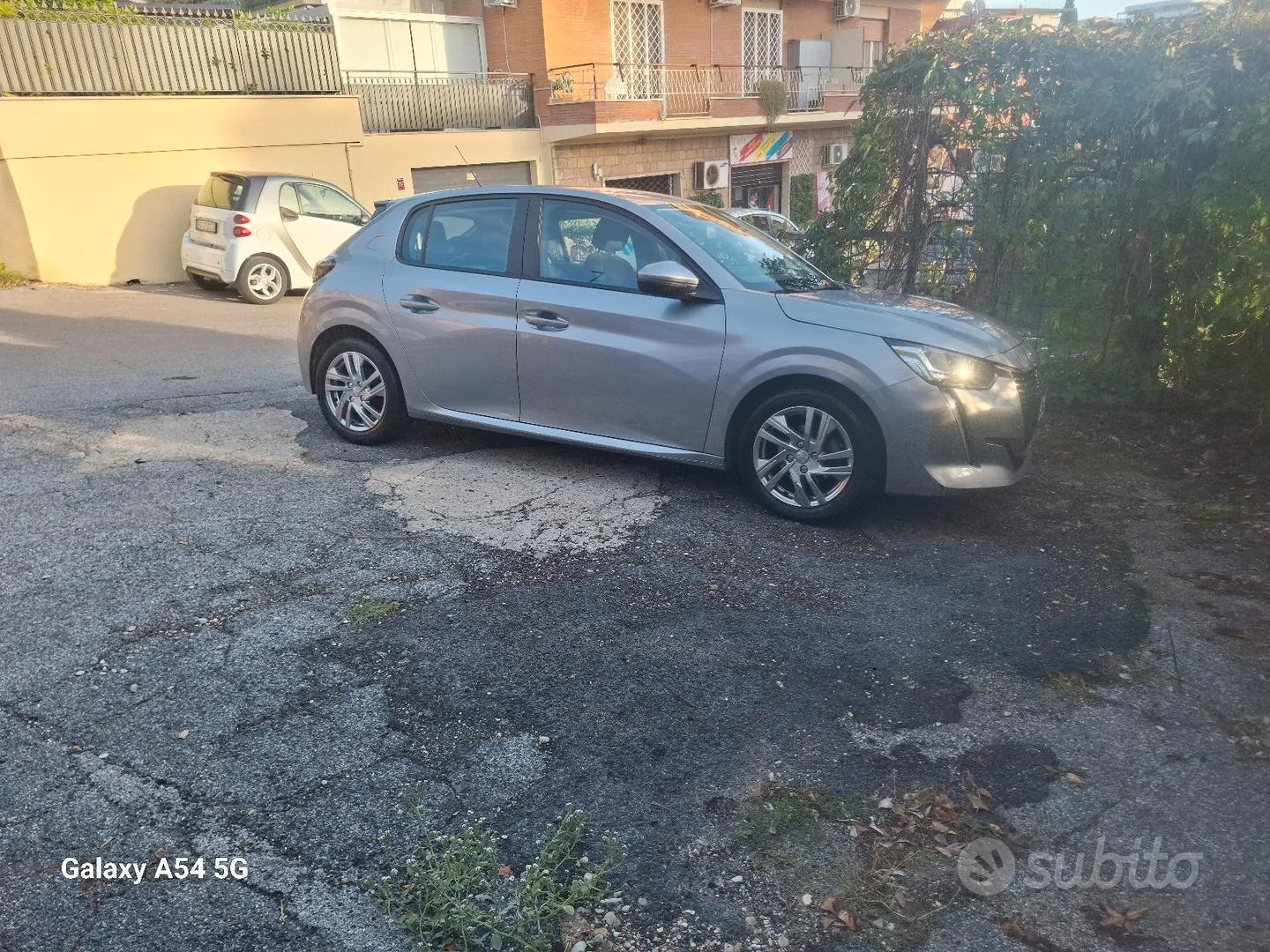 Peugeot 208 2020 photo 4