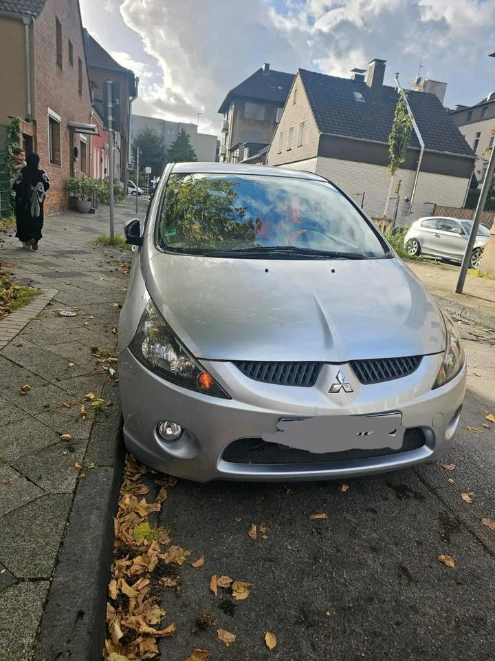 Mitsubishi Grandis