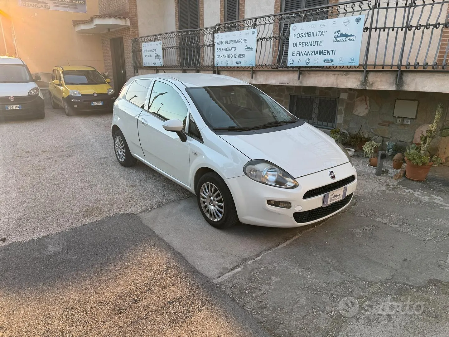Fiat Punto 2015 photo 3