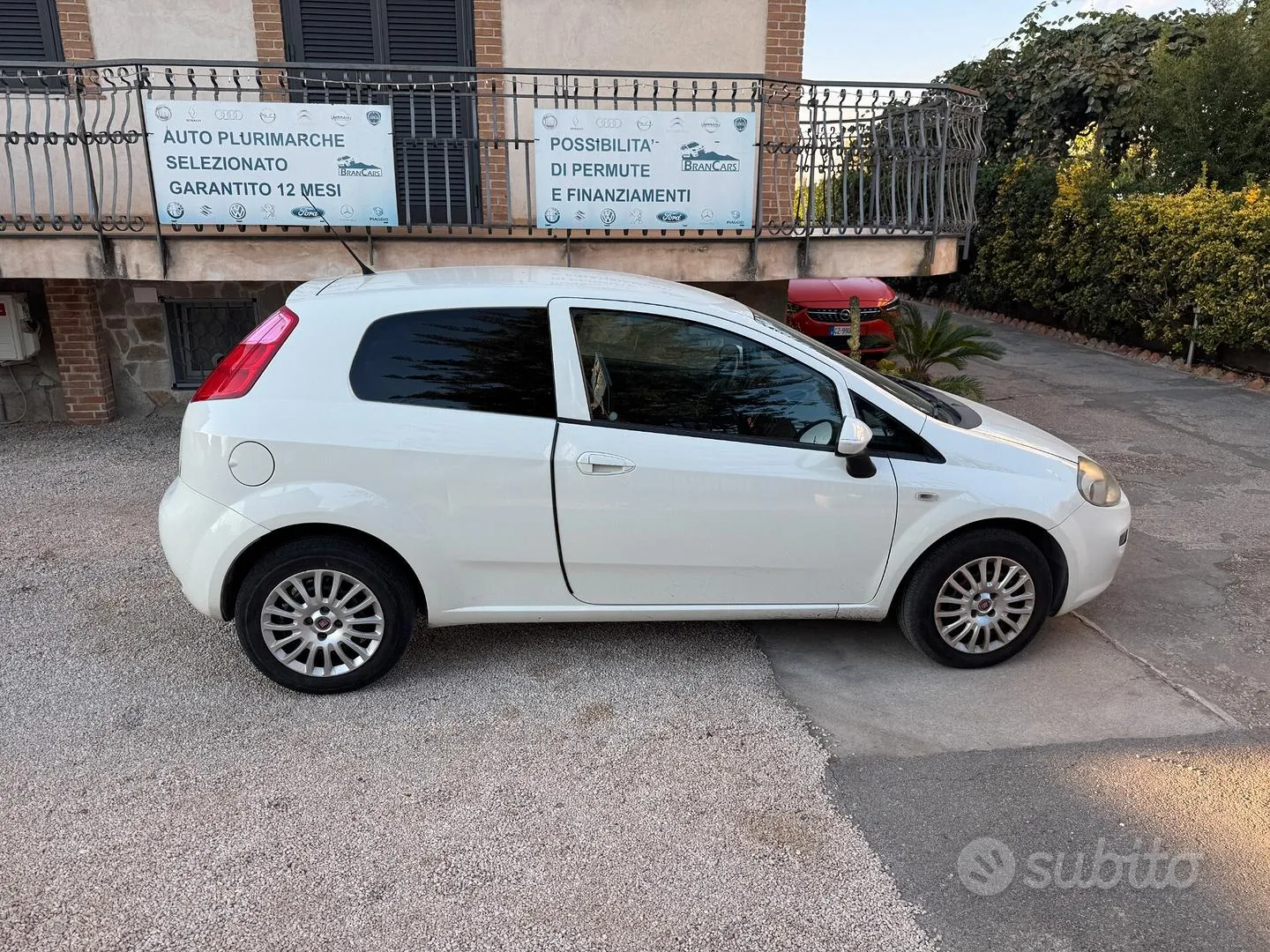 Fiat Punto 2015 photo 4