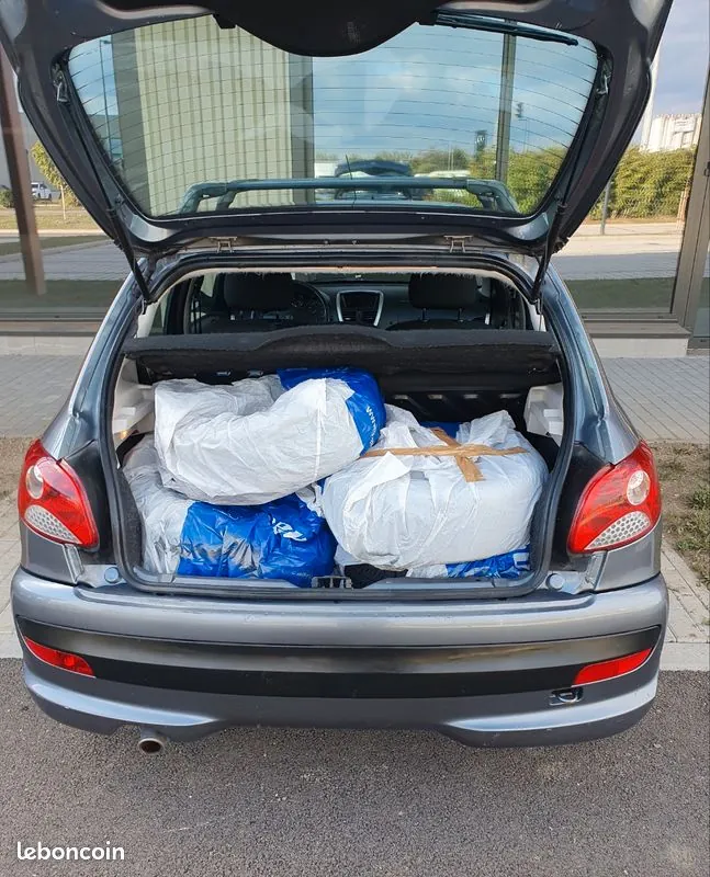 Peugeot 206 2010 photo 4