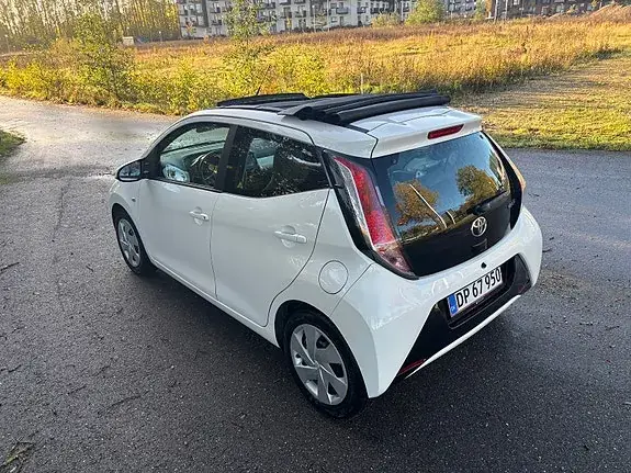 Toyota Aygo 2015 photo 3