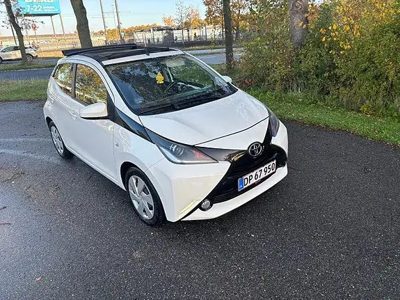Toyota Aygo 2015 photo 2