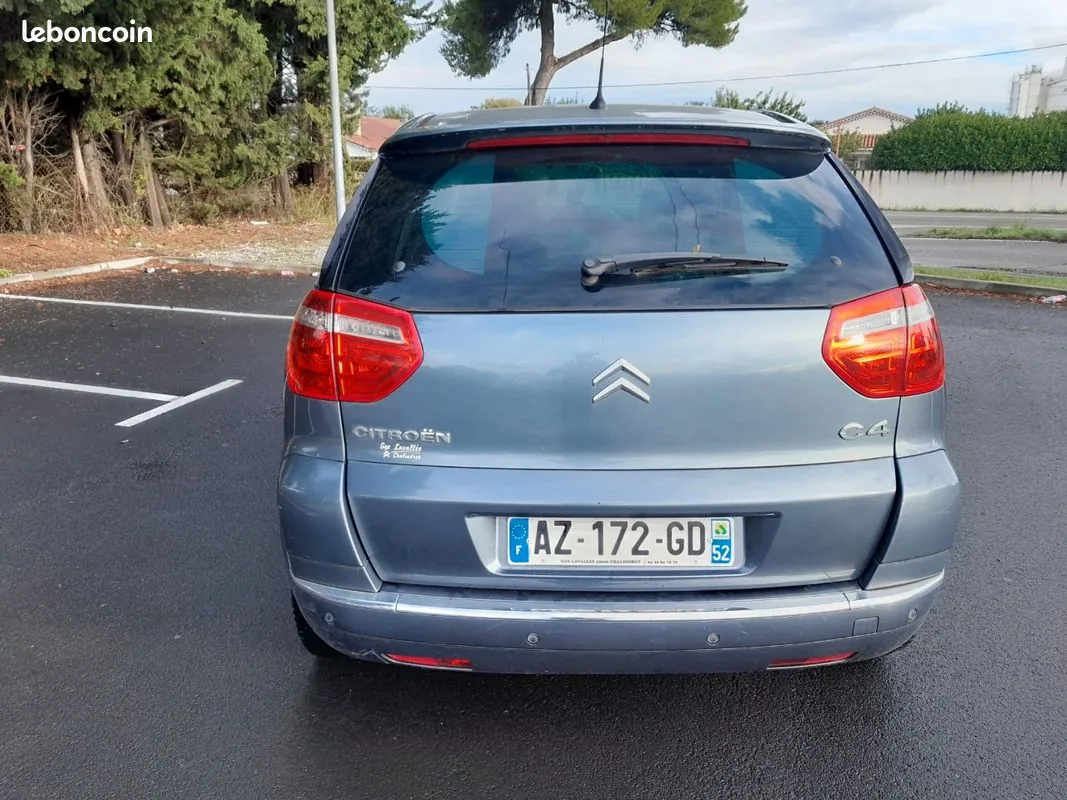 Citroen C4 Picasso 2009 photo 4