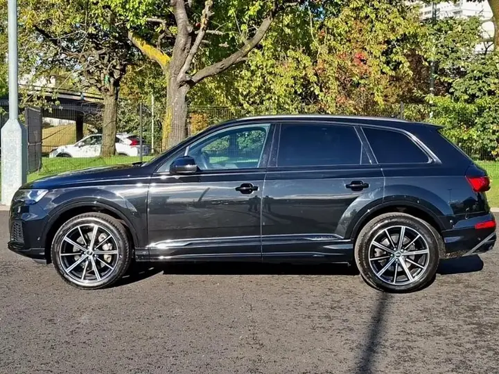 Audi Q7 2022 photo 4