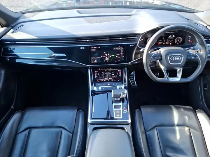 Audi Q7 2022 photo 3