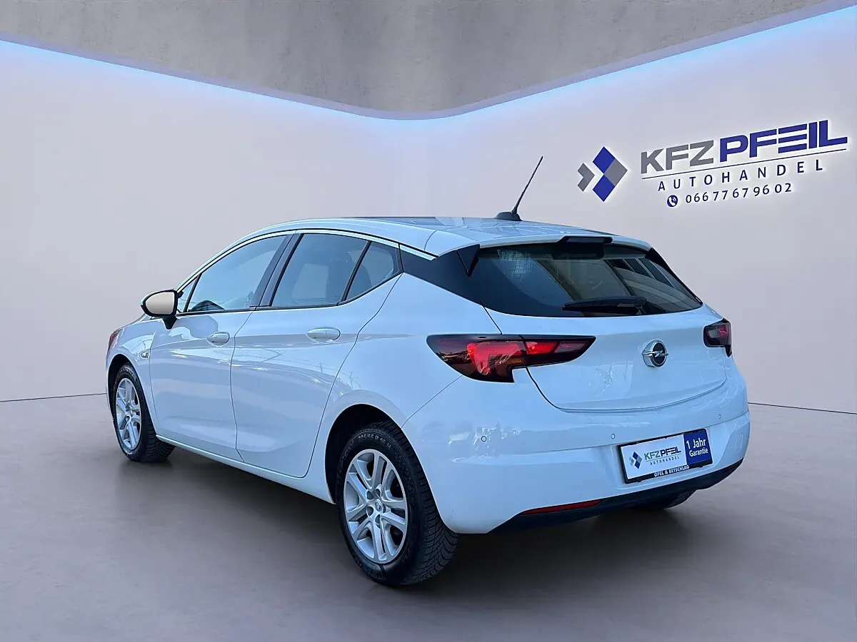 Opel Astra 2019 photo 3