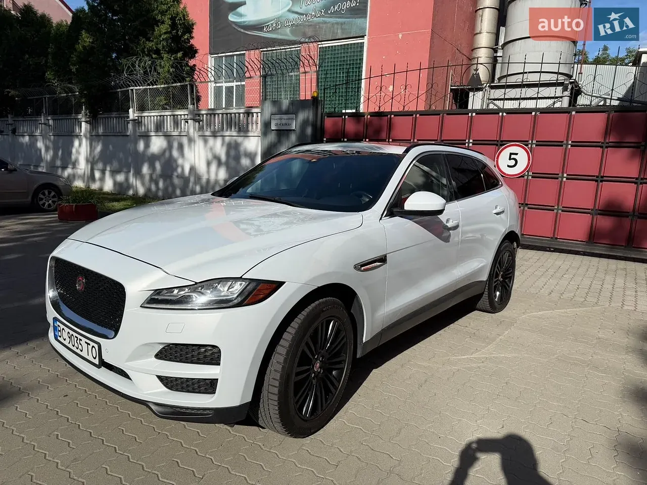 Jaguar F-Pace