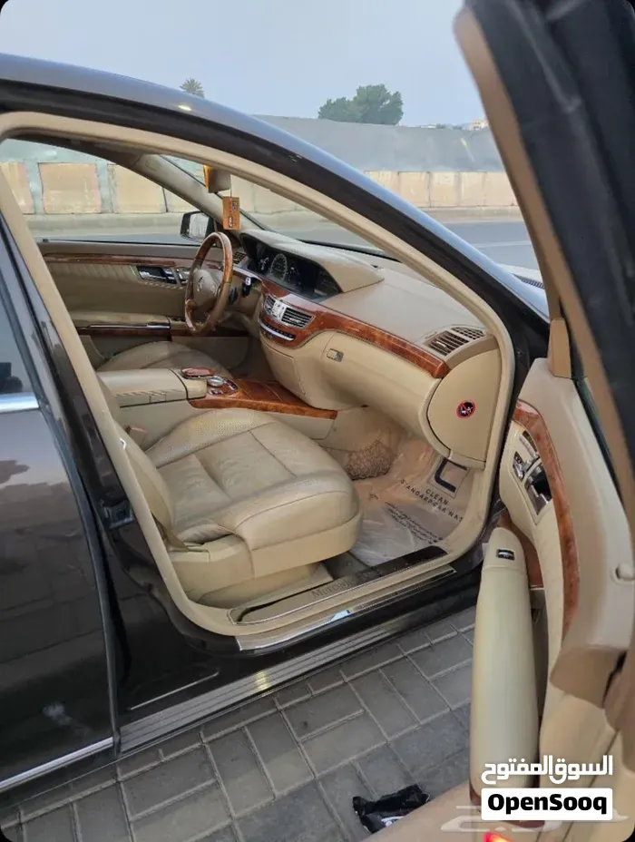 Mercedes-Benz S-Class 2011 photo 4