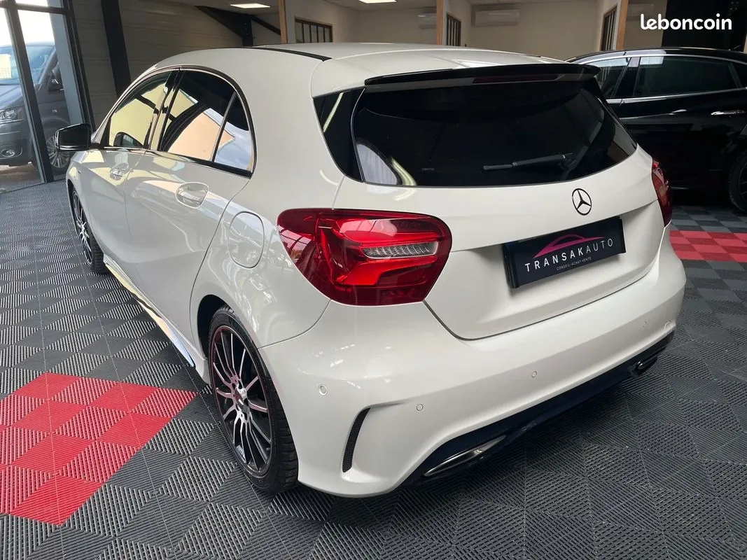 Mercedes-Benz A-Class 2017 photo 3