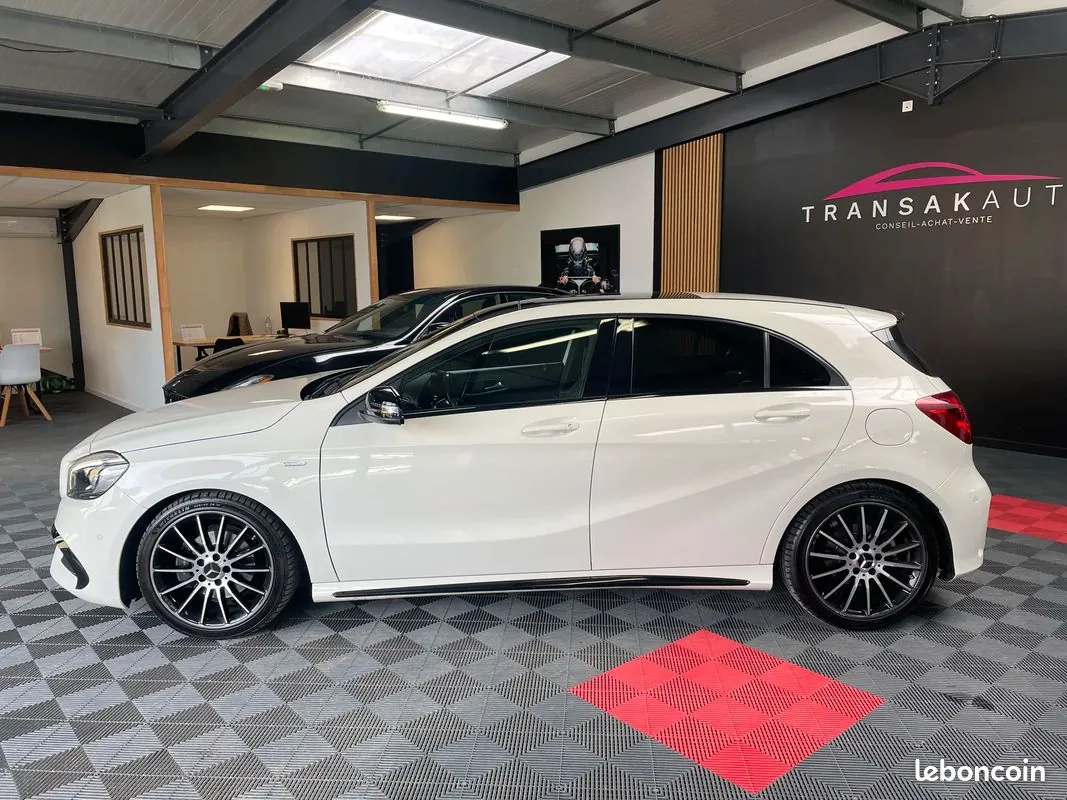 Mercedes-Benz A-Class 2017 photo 2