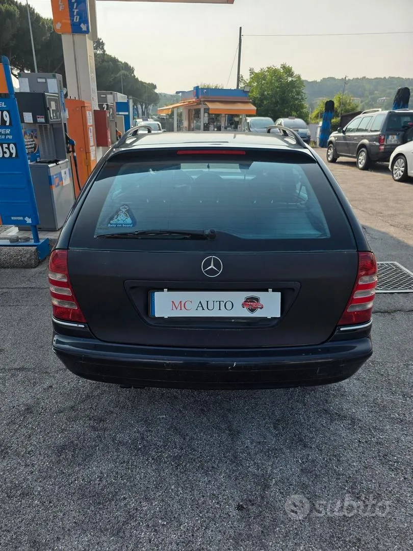 Mercedes-Benz C-Class 2004 photo 5