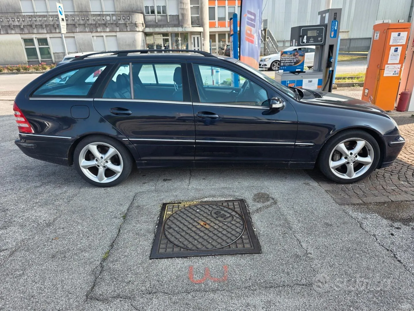 Mercedes-Benz C-Class 2004 photo 4