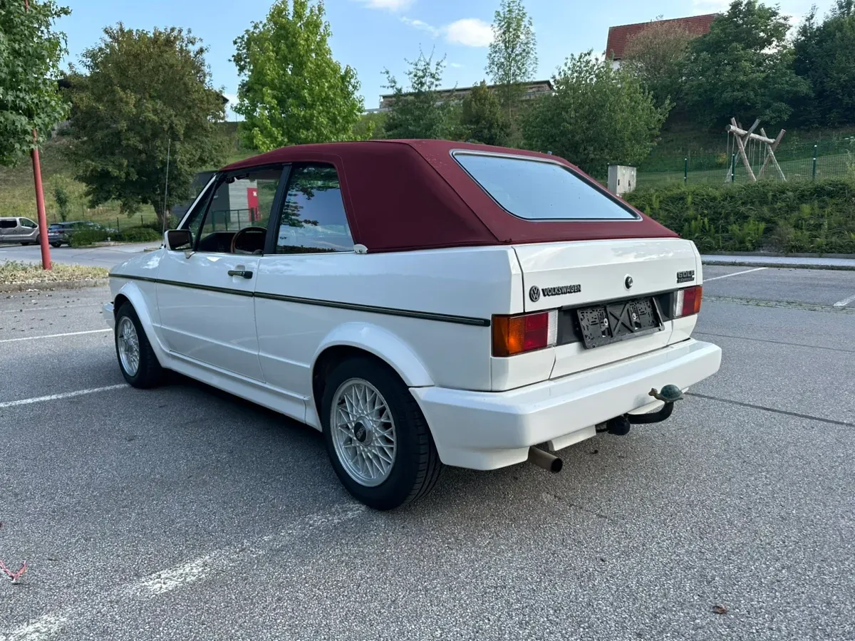 Volkswagen Golf 1988 photo 2