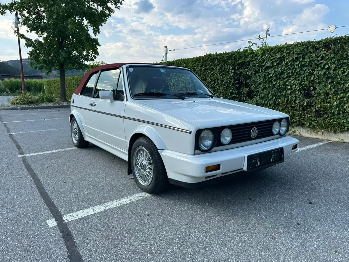 Volkswagen Golf 1988 photo 3