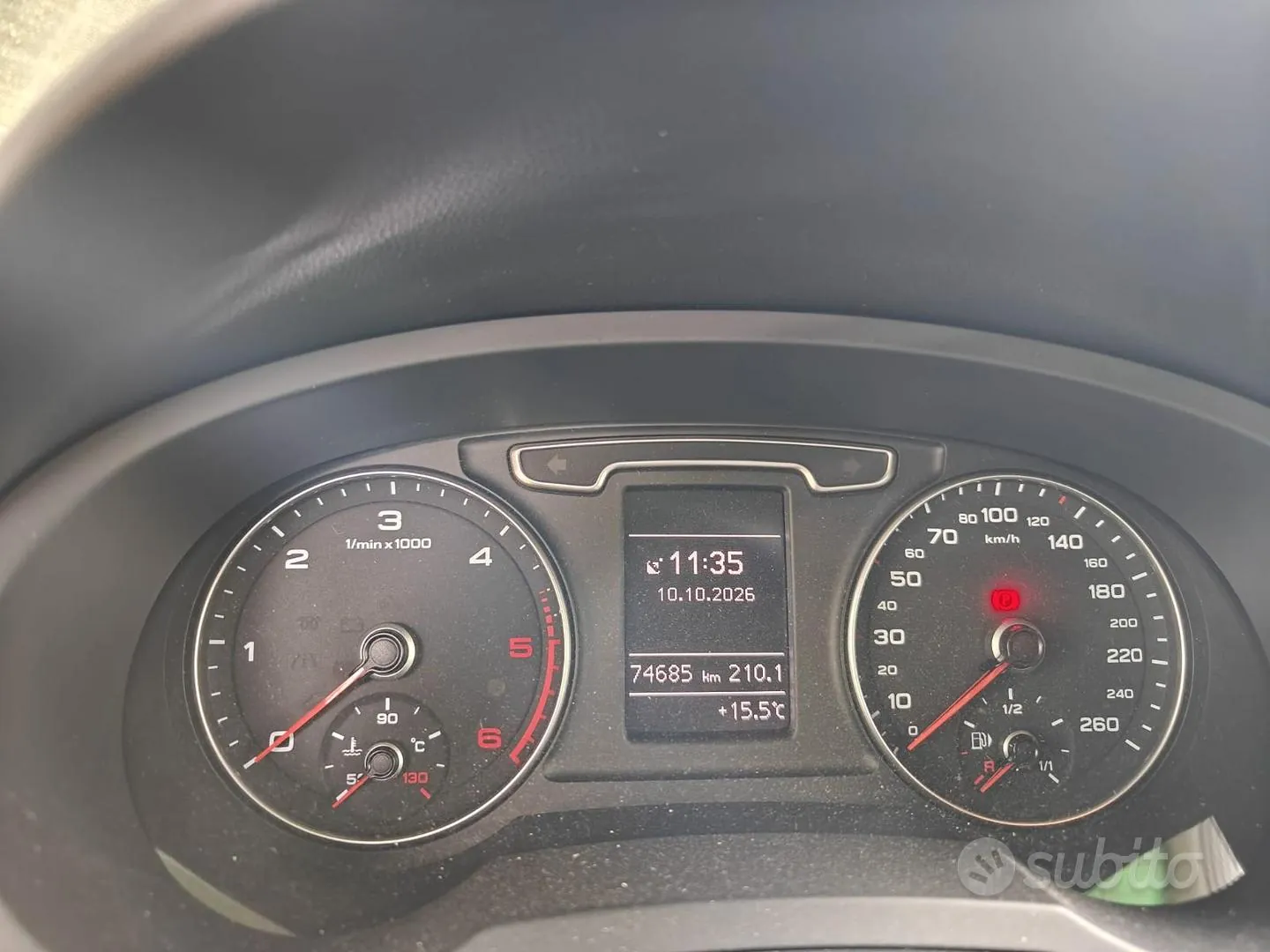 Audi Q3 2014 photo 2